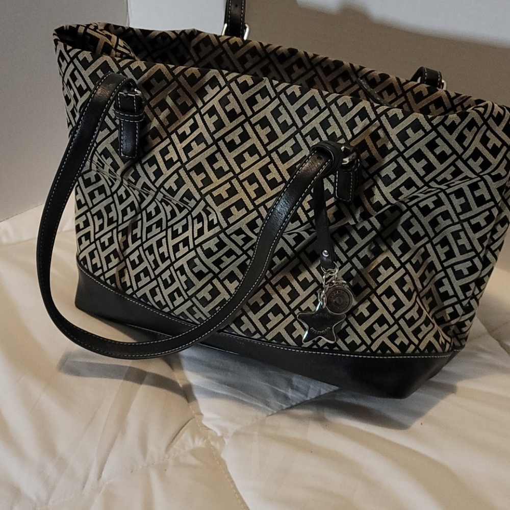 TOMMY HILFIGER  PURSE